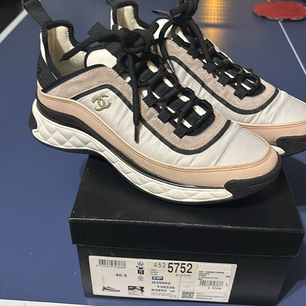 Chanel sneakers 40.5